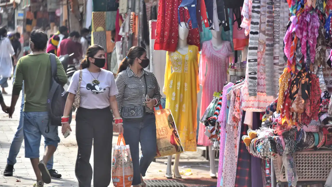 Delhi Airport to Lajpat Nagar