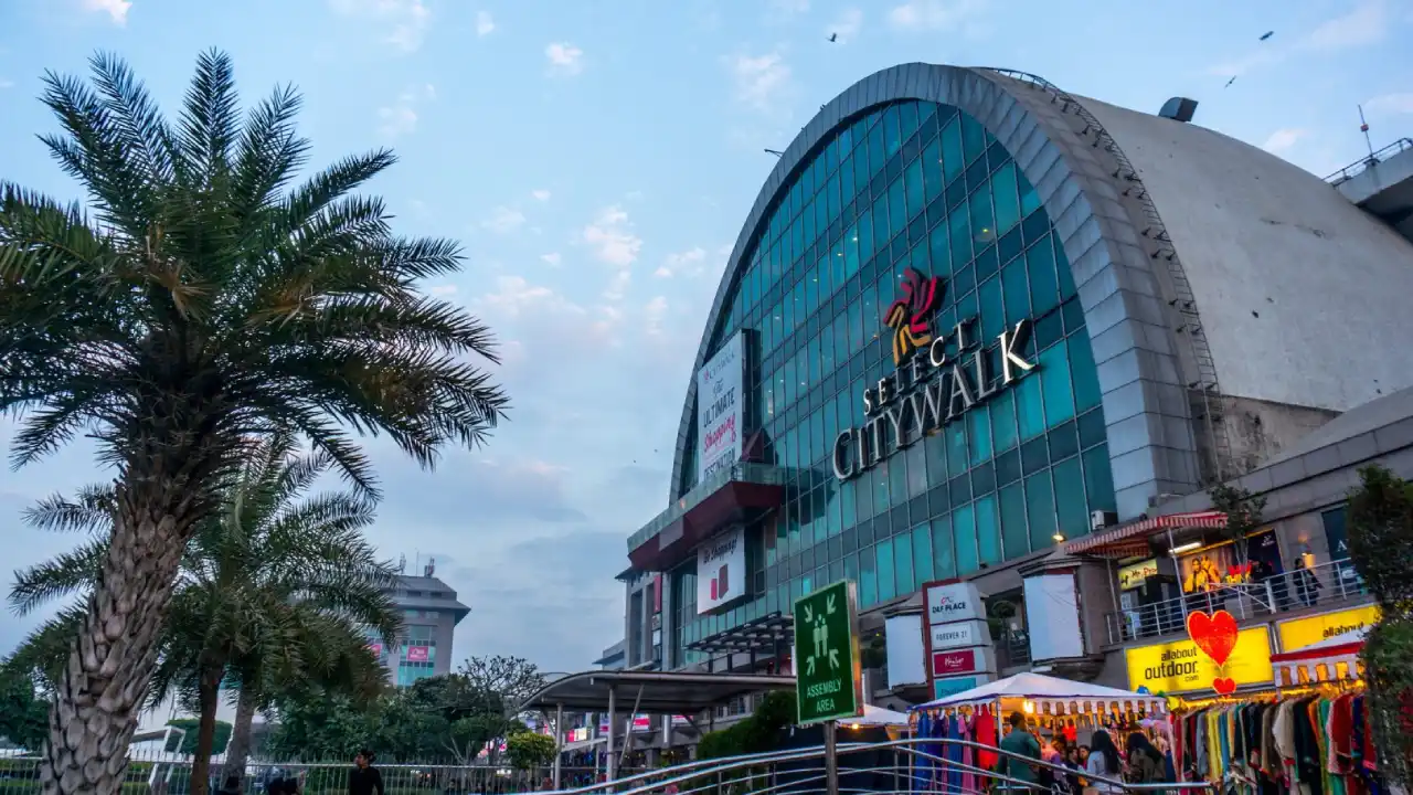 Delhi Airport to Saket